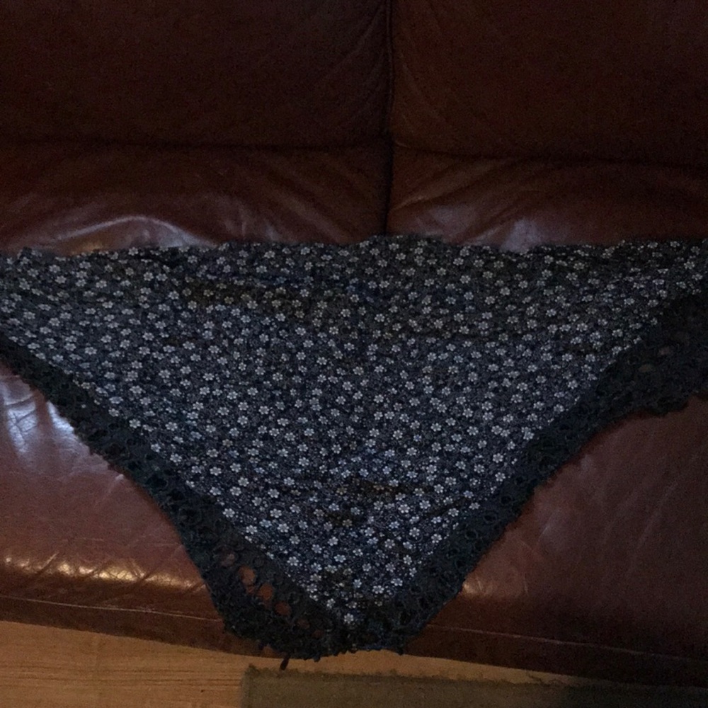 Scarf - Picture 2 of 2
